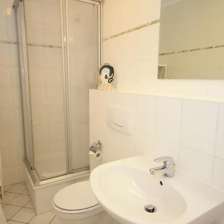 Apartment Strandschloesschen-I-We-11-674